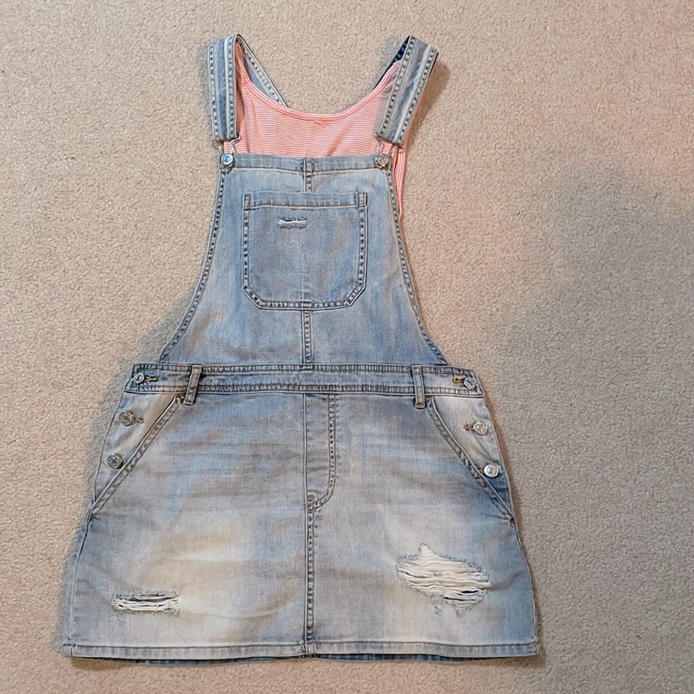 Be a style-buster with this cute overall dress and onesie to go with it!